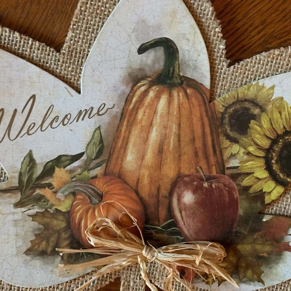 Welcome Fall leaf wall sign